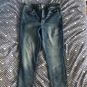 American Eagle size 12 long jeans.